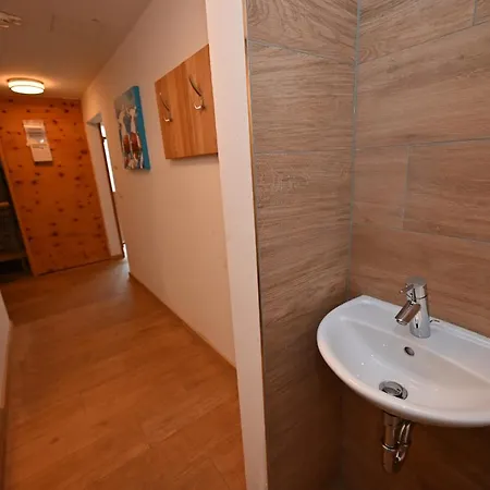 Alpin - Top 9 By Four Seasons *