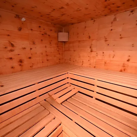 Alpin - Top 9 By Four Seasons *