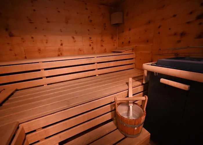 Alpin - Top 9 By Four Seasons *