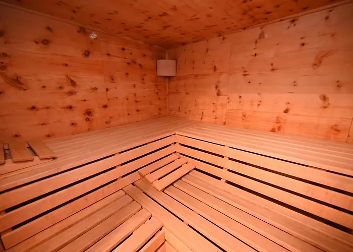 Alpin - Top 9 By Four Seasons *